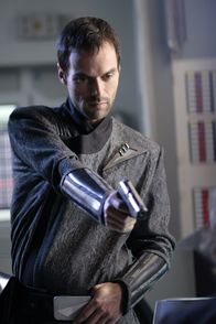 Stargate: Universe – Stargate: Universe (2010)