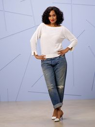 Black-ish – (v.li.) Anthony Anderson (Andre Johnson), Tracee Ellis Ross (Rainbow Johnson), Yara Shahidi (Zoey Johnson), Miles Brown (Jack Johnson), Laurence Fishburne (Pops), Marcus Scribner (Andre Johnson jun.), Marsai Martin (Diane Johnson).