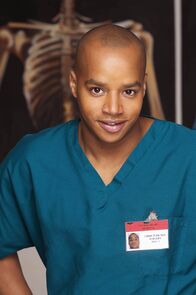 Scrubs - Die Anfänger – (3. Staffel) - Neurotische Patienten setzen immer wieder Turk (Donald Faison) gewaltig zu ...