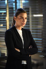 Lucifer – Chloe (Lauren German)