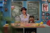 Moppi und der Leckerladen – Maya und Moppi am Tresen im Leckerladen