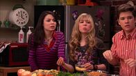 iCarly – v.li.: Carly Shay (Miranda Cosgrove), Sam Puckett (Jennette McCurdy), Freddie Benson (Nathan Kress)