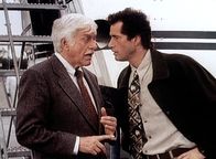 Diagnose: Mord – Dr. Sloan (Dick Van Dyke, l.) glaubt, dass Andy Ruggio (Gerald McRaney, r.) Sandy Hoyle ermordet hat.
