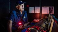 Bob Ballard: Das Leben eines Entdeckers – Bob Ballard sendet von seinem Schiff Nautilus rund um die Uhr Unterwasserbilder.