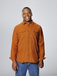 Last Man Standing – (4. Staffel) - Chuck (Jonathan Adams), der Nachbar von Familie Baxter, hat es oft nicht leicht mit Mike und seiner Sippe ...