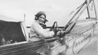 Luftkrieg – Die französische Spitzensportlerin Marie Marvingt zählt zu den Pionieren der frühen Luftfahrt. Sie wurde von der Presse als "Verlobte der Gefahr" gefeiert.