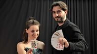 Checkerin Marina – Checkerin Marina mit Magier Chris Stark.