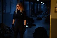 Fantastic 4 – Dank Substanzen von einem fremden Planeten kann sich die Wissenschaftlerin Susan Storm (Kate Mara) unsichtbar machen und Kraftfelder erzeugen, die sogar Geschütze abhalten können ...