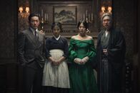 The Handmaiden – Die Taschendiebin Gerissene Betrügertruppe: Ha Jung-woo als Graf Fujiwara, Kim Tae-ri als Sook-Hee, Kim Min-hee als Lady Hideko, Jo Jin-woong als Onkel Kouzuki Copyright: SRF/2016 CJ E&M CORPORATION, MOHO FILM, YONG FILM