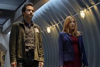 Salvation – Darius Tanz (Santiago Cabrera, l.); Grace Barrows (Jennifer Finnigan, r.)