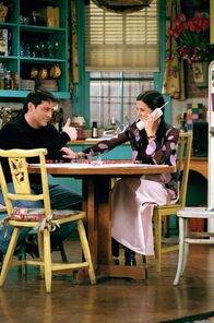 Friends – Joey Tribbiani (Matt LeBlanc, l.); Monica Geller (Courteney Cox, r.)