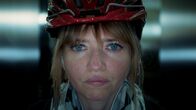 L'ultim Rumantsch - Der letzte Rätoromane – Will mit ihrer verkorksten Verlegerfamilie nichts zu tun haben: Annina Hunziker als Ladina Cadonau
