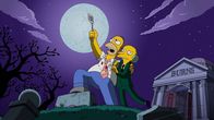Die Simpsons – Gemeinsam sühnen Mr. Bruns (r.) und Homer (l.) nach Rache und schwören, dass sie einem mysteriösen Musikmogul den Gar ausmachen werden ...