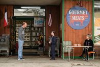 Young Sheldon – Iain Armitage (Sheldon Cooper), Annie Potts (Constance 'Meemaw' Tucker).