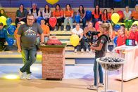 1, 2 oder 3 – Elton und Kamerakind Elisa.
