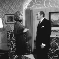 Hallo, Hotel Sacher ... Portier – Nadja Tiller, Karl Fochler.