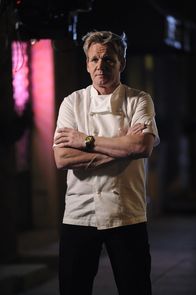 In Teufels Küche mit Gordon Ramsay – Sternekoch Gordon Ramsay besucht gastronomische Krisenherde und hilft, wirtschaftliche und kulinarische Missstände zu beseitigen ...