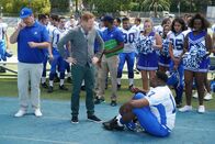 Modern Family – L-R: Cameron Tucker (Eric Stonestreet), Mitchell Pritchett (Jesse Tyler Ferguson), Dwight (Winston Duke)