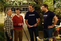 Man with a Plan – (v.li.) Matt LeBlanc (Adam Burns), Matt Cook (Lowell), Kevin Nealon (Don Burns), Geoff Stults (Leif Forrest).