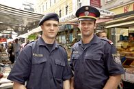 CopStories – (v.li.) Michael Steinocher (Sylvester Thaler), David Miesmer (Florian Fehenberger).