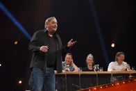Kabarettgipfel – Andreas Vitásek (vorne)