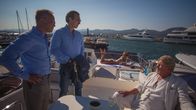 Exit – Jeppe Schřitt (Jon Řigarden, l.) und Adam Veile (Simon J. Berger, M.) wollen einen Freund unterstützen, doch dessen vermeintlicher Bedroher Martin Beskow (Rolf Lassgĺrd, r.), konfrontiert sie mit einer schockierenden Neuigkeit.