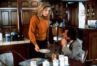 Columbo – Helen Shaver (Vivian), Peter Falk (Insp. Columbo).