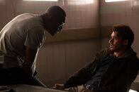 Bastille Day – L - R: Sean Briar (Idris Elba), Michael Mason (Richard Madden)