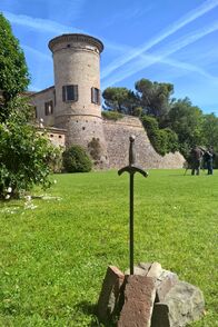 Cuisine Royale – Oberhalb der Poebene, in der Nähe von Parma liegt das Castello di Scipione.