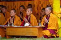 Thomas Junker unterwegs – Junge buddhistische Nonnen in Paro (Bhutan)
