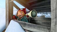 Snowsnaps' Winterspiele – Nele behält das Überwachungssubjekt im Auge.