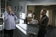 Modern Family – L-R: Cameron Tucker (Eric Stonestreet) und Mitchell Pritchett (Jesse Tyler Ferguson)