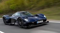 Supercar Tech – Der Hybrid-Supersportwagen Aston Martin Valkyrie wurde sowohl für die Straße als auch die Rennstrecke entwickelt.