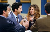 Friends – Ross Geller (David Schwimmer, l.); Rachel Green (Jennifer Aniston, r.)