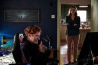 Dead Pixels – Alison (Charlotte Ritchie) macht sich Sorgen: Vor der Tür wartet die Polizei und möchte Nicky (Will Merrick) sprechen. Doch der scheint das alles nicht ernst zu nehmen.
