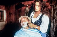 Der Bergdoktor – Ludwig Wühr (Bauer Jackl), Christine Neubauer (Liesi).