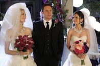 Hart of Dixie – Der Tag der Hochzeit rückt immer näher. Stellt sich für George (Scott Porter, M.) wirklich noch die Frage, ob er Lemon (Jaime King, l.) oder Zoe (Rachel Bilson, r.) heiraten soll?; Der Tag der Hochzeit rückt immer näher. Stellt sich für George (Scott Porter, M.) wirklich noch die Frage, ob er Lemon (Jaime King, l.) oder Zoe (Rachel Bilson, r.) heiraten soll?