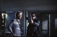 Terminator – Rechts: Terminator (Arnold Schwarzenegger)