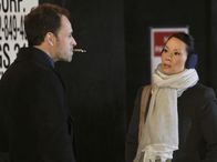 Elementary – Gemeinsam ermitteln sie in einem neuen Fall: Sherlock (Jonny Lee Miller, l.) und Watson (Lucy Liu, r.) ...