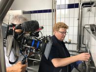 Die Bayerische Braukultur – Sabine Wiethaler-Dorn ist Braumeisterin â€“ eine echte Braumeisterin, die den Hopfen fÃ¼r ihr Bier noch persÃ¶nlich beim regionalen Bauern testet.