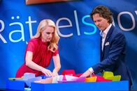 Clever! - die Rätsel Show – Silvia Schneider, Martin Hubinger.