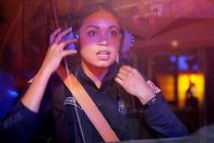 Station 19 – Station 19 Staffel 4 Folge 15 Besorgt um ihre Eltern: Barrett Doss als Victoria Hughes Copyright: SRF/ABC Studios