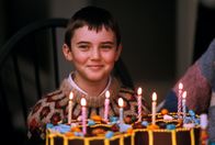 Godsend – Adam (Cameron Bright) wächst zu einem gesunden und glücklichen Kind heran. An seinen Tod kann er sich nicht mehr erinnern.