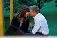 Frühling – Katja (Simone Thomalla) und Mark (Marco Girnth) genießen jede Minute, die sie miteinander verbringen können.