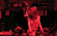Velvet Collection – Manolito Infantes (Ignacio Montes) und Lourditas (Lucía Diez)