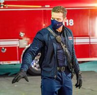 9-1-1 Notruf L.A. – Oliver Stark (Evan ‚Buck‘ Buckley).
