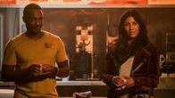 Twisted Metal – Nachdem sich John (Anthony Mackie) und Quiet (Stephanie Beatriz) ausgesprochen haben, stehen sie vor der Frage: Wie soll es weitergehen?