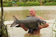Zeb Hogans Monsterfische – In Thailand macht sich Dr. Zeb Hogan mit Hilfe von Einheimischen auf die Suche nach der Riesenbarbe, auch Siamesischer Riesenkarpfen genannt, der bis zu 270 kg schwer werden kann ...