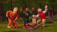 Feuerwehrmann Sam – "Die Wilden Männer von Pontypandy" (Tom, Malcolm und Moose) wollen im Wald ein Lagerfeuer machem.