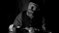 Der Leuchtturm – Thomas Wake (Willem Dafoe)